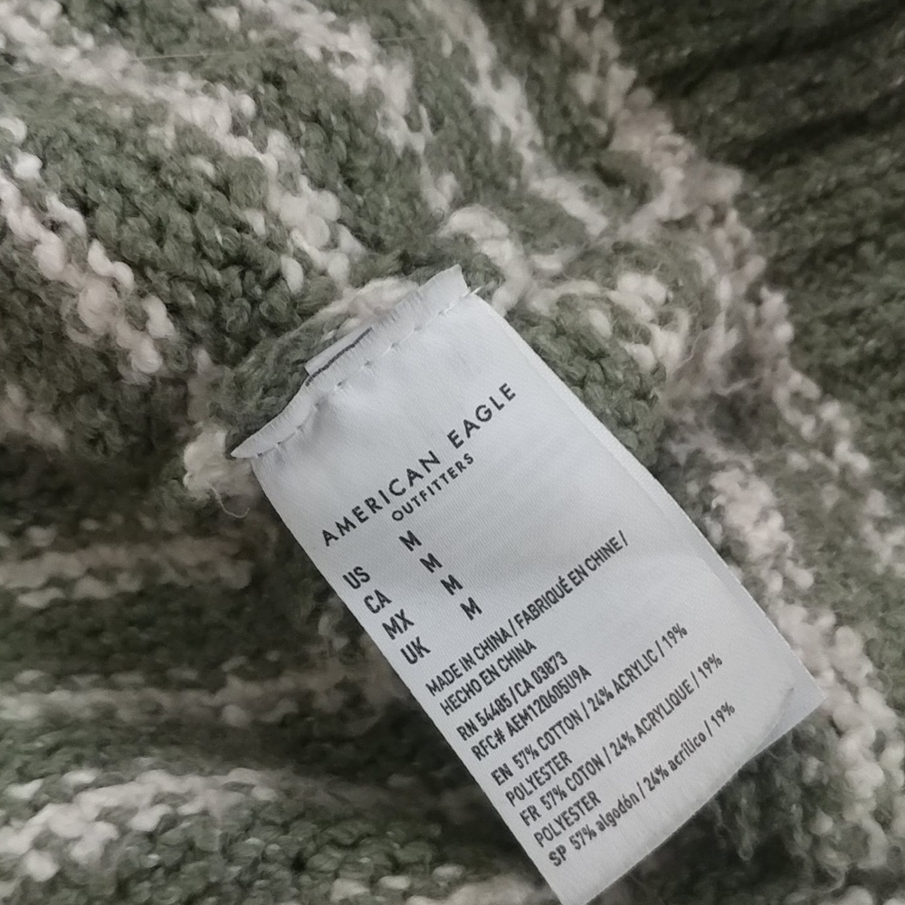 American Eagle Outfitters Jegging Fit Sweater. M - Picture 5 of 7